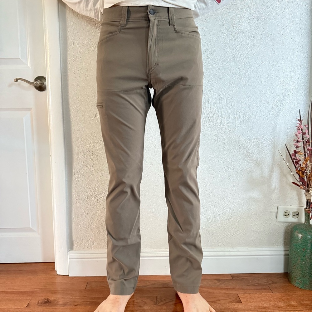 Wrangler All Terrain Gear Cliff Side Utility Nylon Pants